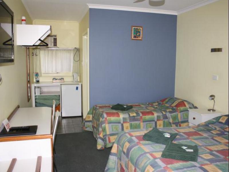 High Street Motel Ечука Екстер'єр фото